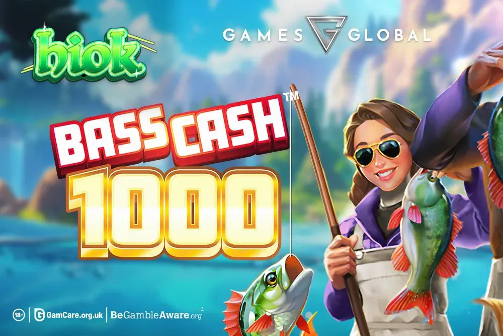 Isang masiglang disenyo ng slot game na may temang pangingisda at mga simbolo ng tubig.
